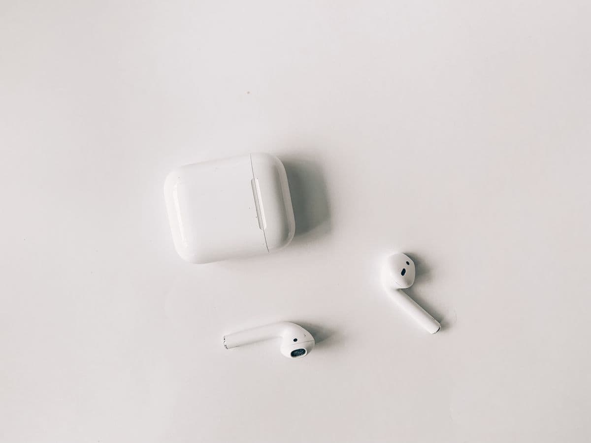 AirPods Case Not Charging? Here Is How to Fix It